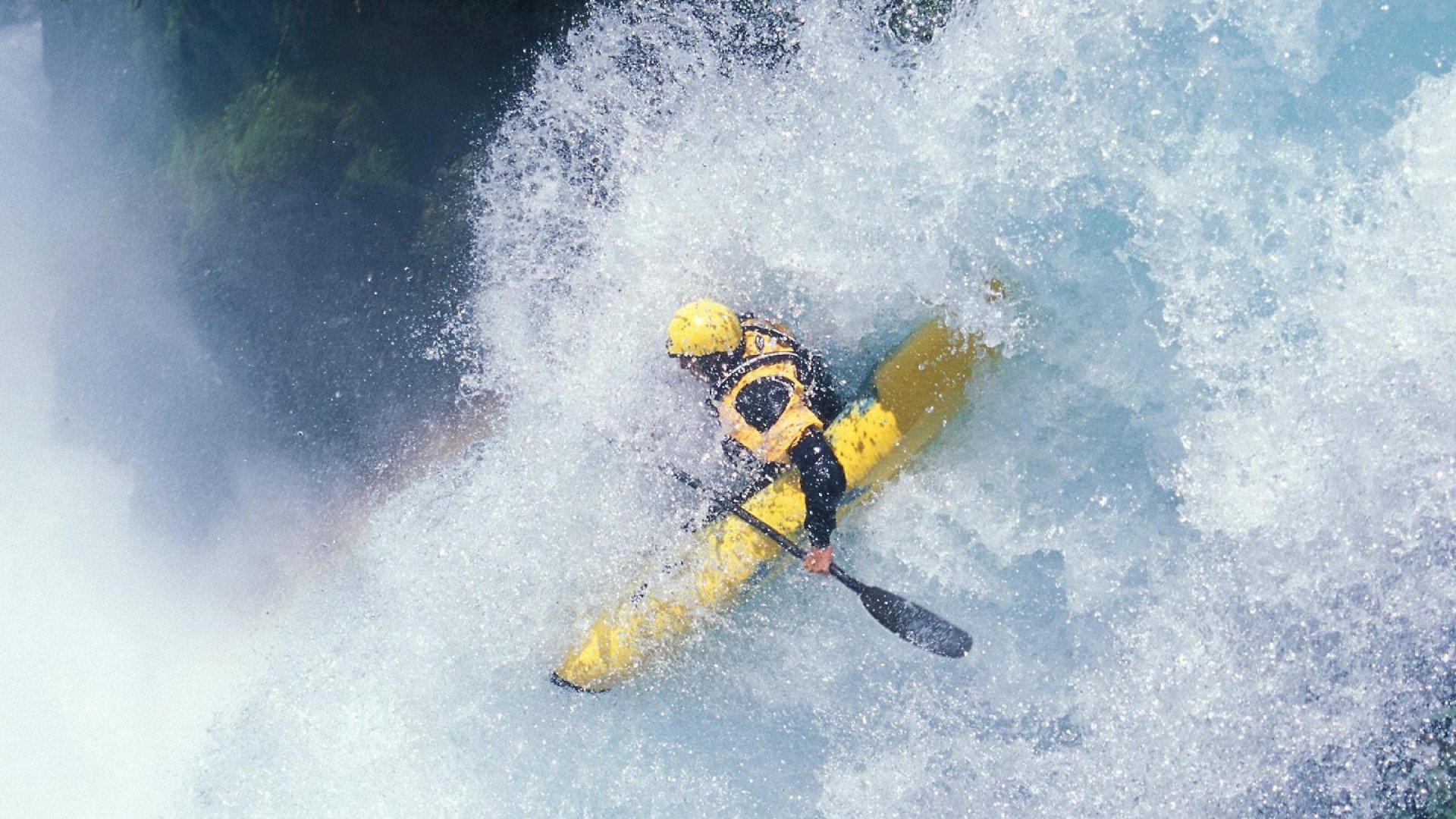 要说手滑点赞，C罗可不是更尴尬的那一个