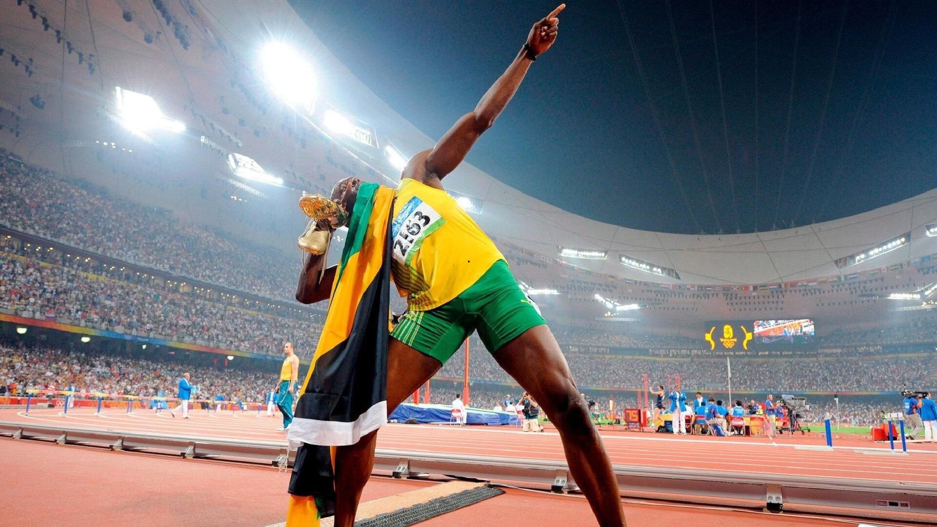 索要3000万年薪！湖人面临里夫斯留队抉择，未来布局暗藏玄机